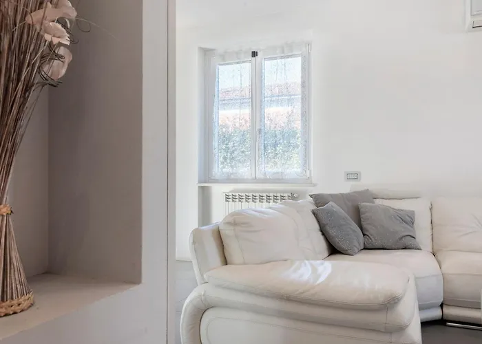 Luna Al Feriehus Biandronno