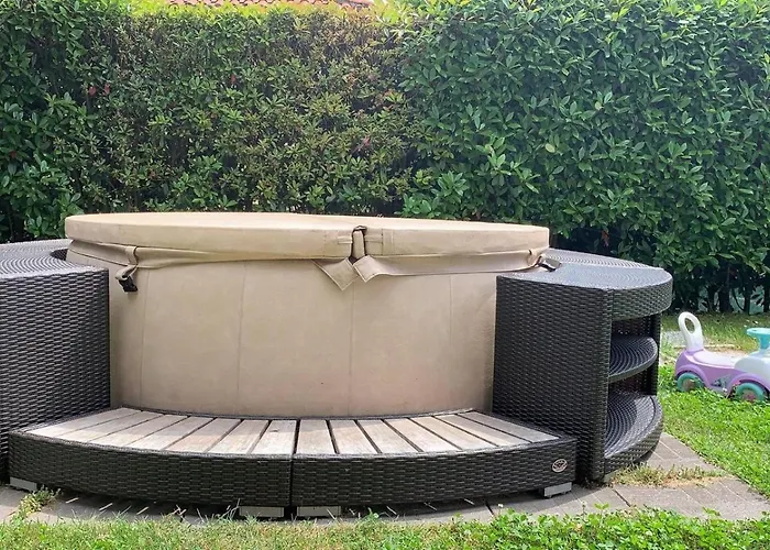 Luna Al Holiday home Biandronno